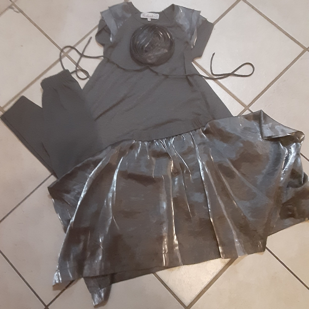 Wonderland by KIDCUTETURE Sz 10